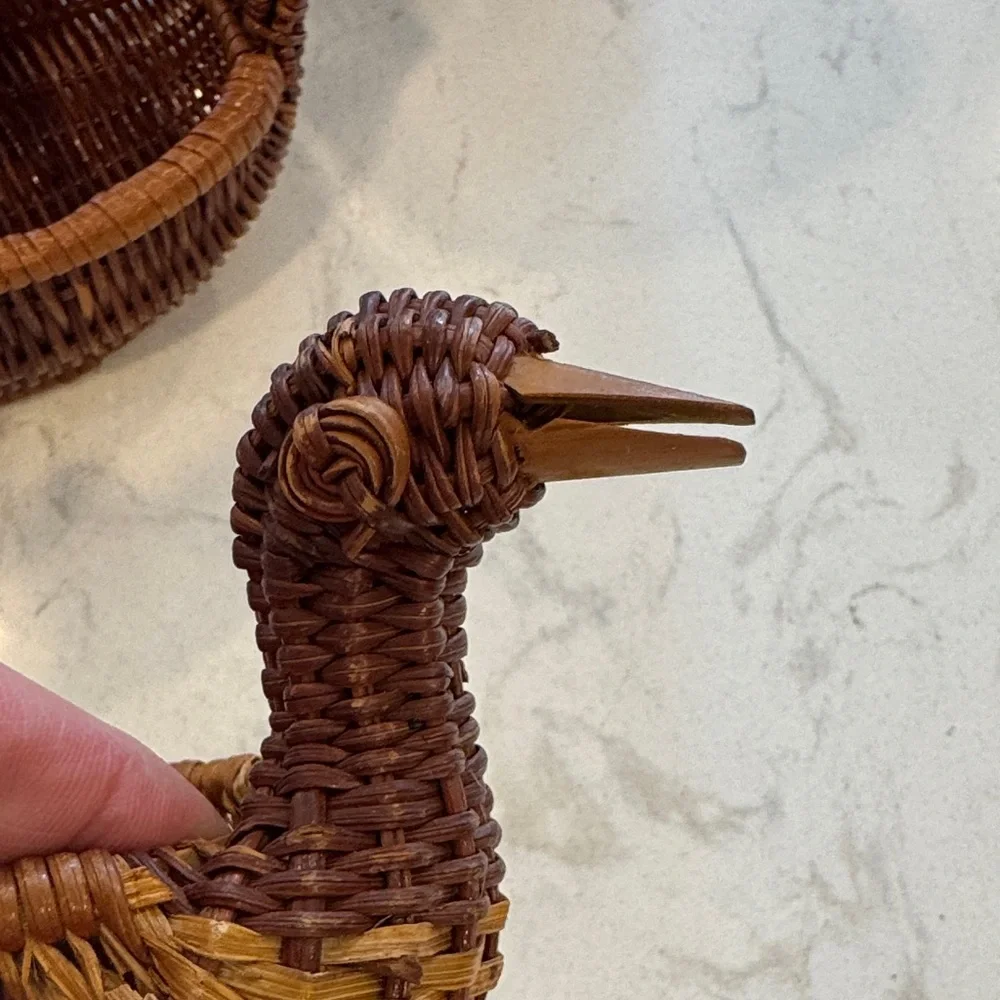 Swan Duck Woven Handcrafted Nesting Brown Wicker Basket Set of 3